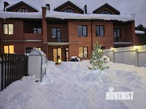 Таунхаус 291м&sup2;, 2-этажный, участок 4 сот.  