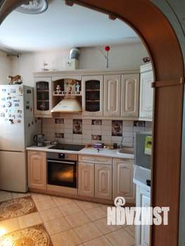 Дом 180м&sup2;, 2-этажный, участок 5 сот.  