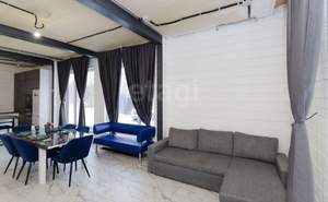 Дом 230м&sup2;, 2-этажный, участок 6 сот.  