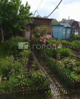 Дом 30м&sup2;, 2-этажный, участок 10 сот.  