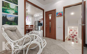 Дом 266м&sup2;, 3-этажный, участок 6 сот.  