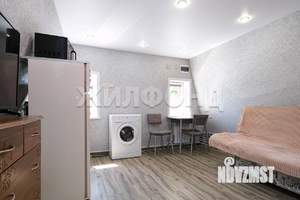 Дом 40м², 2-этажный, участок 4 сот.  