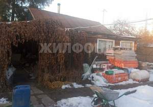 Дом 40м², 2-этажный, участок 10 сот.  