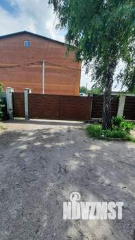 Коттедж 202м&sup2;, 3-этажный, участок 7 сот.  