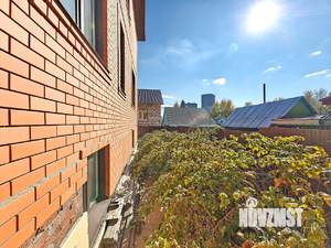 Коттедж 473м&sup2;, 3-этажный, участок 6 сот.  