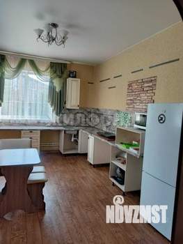 Дом 238м², 2-этажный, участок 7 сот.  