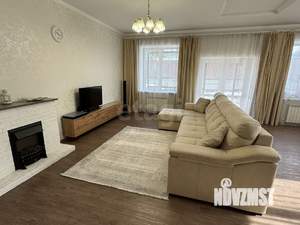 Дом 324м², 3-этажный, участок 4 сот.  