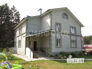 Коттедж 350м², 3-этажный, участок 15 сот.  