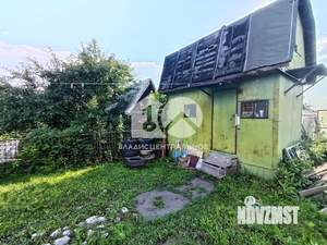 Дом 40м&sup2;, 2-этажный, участок 3 сот.  