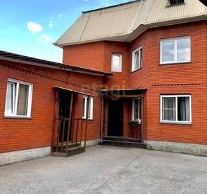 Дом 350м&sup2;, 3-этажный, участок 3 сот.  