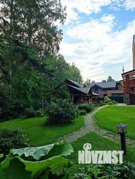 Коттедж 290м&sup2;, 3-этажный, участок 10 сот.  