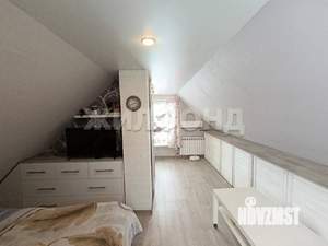 Дом 63м&sup2;, 2-этажный, участок 3 сот.  