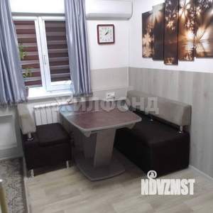 Дом 61м&sup2;, 2-этажный, участок 2 сот.  