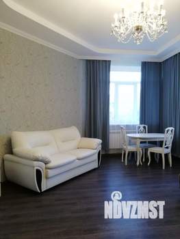 Коттедж 396м&sup2;, 2-этажный, участок 10 сот.  