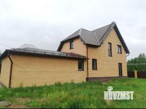 Коттедж 200м&sup2;, 2-этажный, участок 10 сот.  