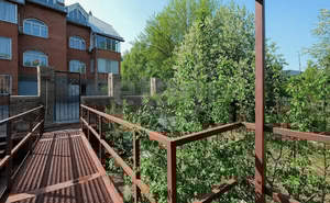 Дом 497м&sup2;, 2-этажный, участок 2 сот.  