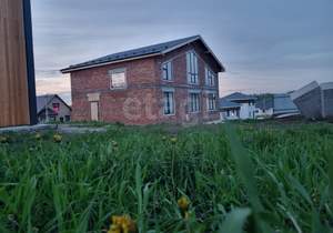 Дом 450м&sup2;, 3-этажный, участок 6 сот.  