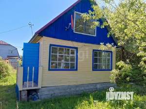 Дом 42м&sup2;, 2-этажный, участок 6 сот.  