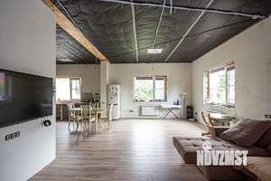 Дом 350м², 2-этажный, участок 11 сот.  