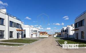 Таунхаус 113м&sup2;, 2-этажный, участок 1 сот.  