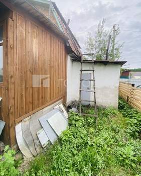 Дом 50м&sup2;, 2-этажный, участок 4 сот.  