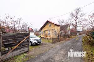 Дом 30м&sup2;, 2-этажный, участок 4 сот.  