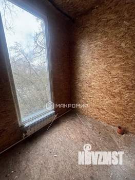 Дом 200м&sup2;, 2-этажный, участок 4 сот.  