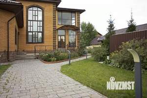 Коттедж 439м&sup2;, 2-этажный, участок 13 сот.  