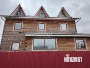 Дом 180м&sup2;, 2-этажный, участок 8 сот.  