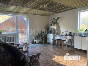 Дом 220м², 2-этажный, участок 9 сот.  