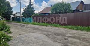 Дом 59м², 2-этажный, участок 8 сот.  
