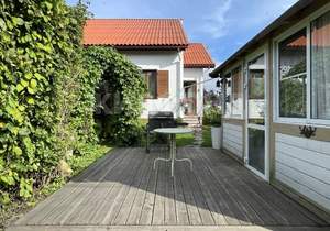 Дом 120м&sup2;, 2-этажный, участок 5 сот.  