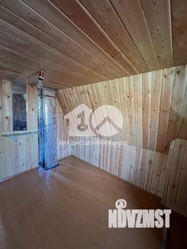 Дом 40м², 2-этажный, участок 6 сот.  