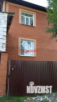 Коттедж 434м², 3-этажный, участок 6 сот.  