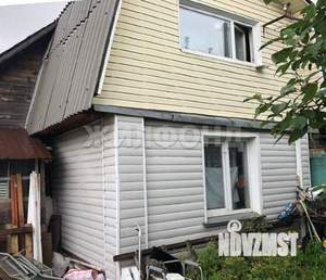 Дом 50м&sup2;, 2-этажный, участок 6 сот.  