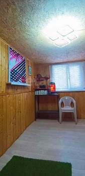 Дом 20м&sup2;, 2-этажный, участок 10 сот.  