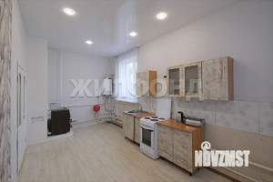 Дом 253м&sup2;, 3-этажный, участок 8 сот.  