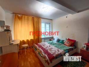 Дом 50м², 2-этажный, участок 8 сот.  