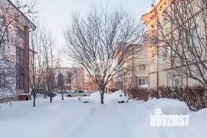 Таунхаус 180м&sup2;, 3-этажный, участок 3 сот.  