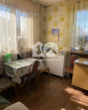 Дом 204м², 2-этажный, участок 6 сот.  