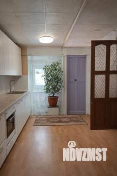 Дом 73м&sup2;, 1-этажный, участок 9 сот.  