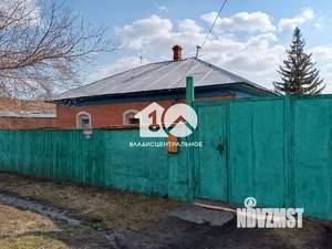 Дом 100м², 2-этажный, участок 6 сот.  