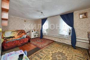 Дом 60м&sup2;, 2-этажный, участок 5 сот.  