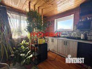 Дом 20м&sup2;, 2-этажный, участок 6 сот.  