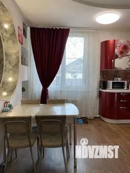 Дом 160м², 2-этажный, участок 10 сот.  