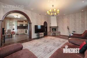 Коттедж 405м², 3-этажный, участок 10 сот.  