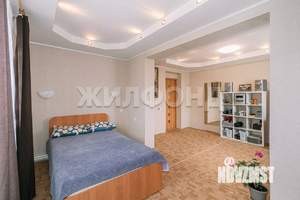 Дом 233м&sup2;, 3-этажный, участок 5 сот.  