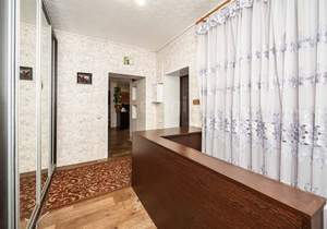 Дом 350м&sup2;, 3-этажный, участок 3 сот.  