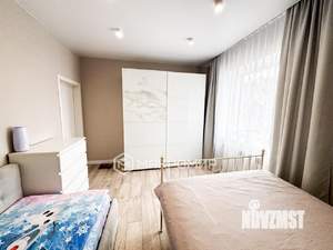 Коттедж 299м², 3-этажный, участок 7 сот.  