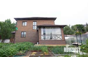 Дом 251м&sup2;, 3-этажный, участок 6 сот.  